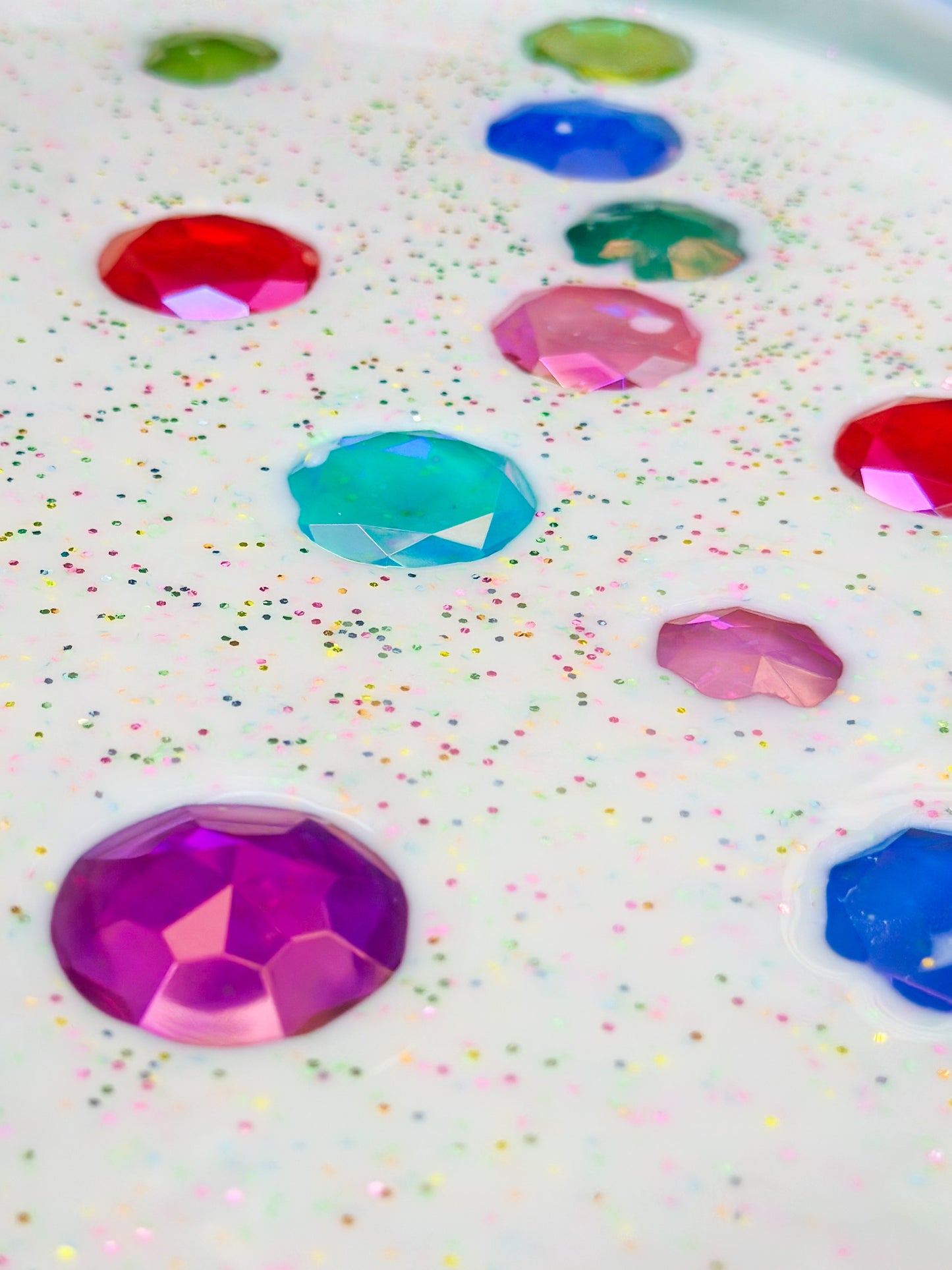Pointed Back Gems (8 colours - see through clear version)