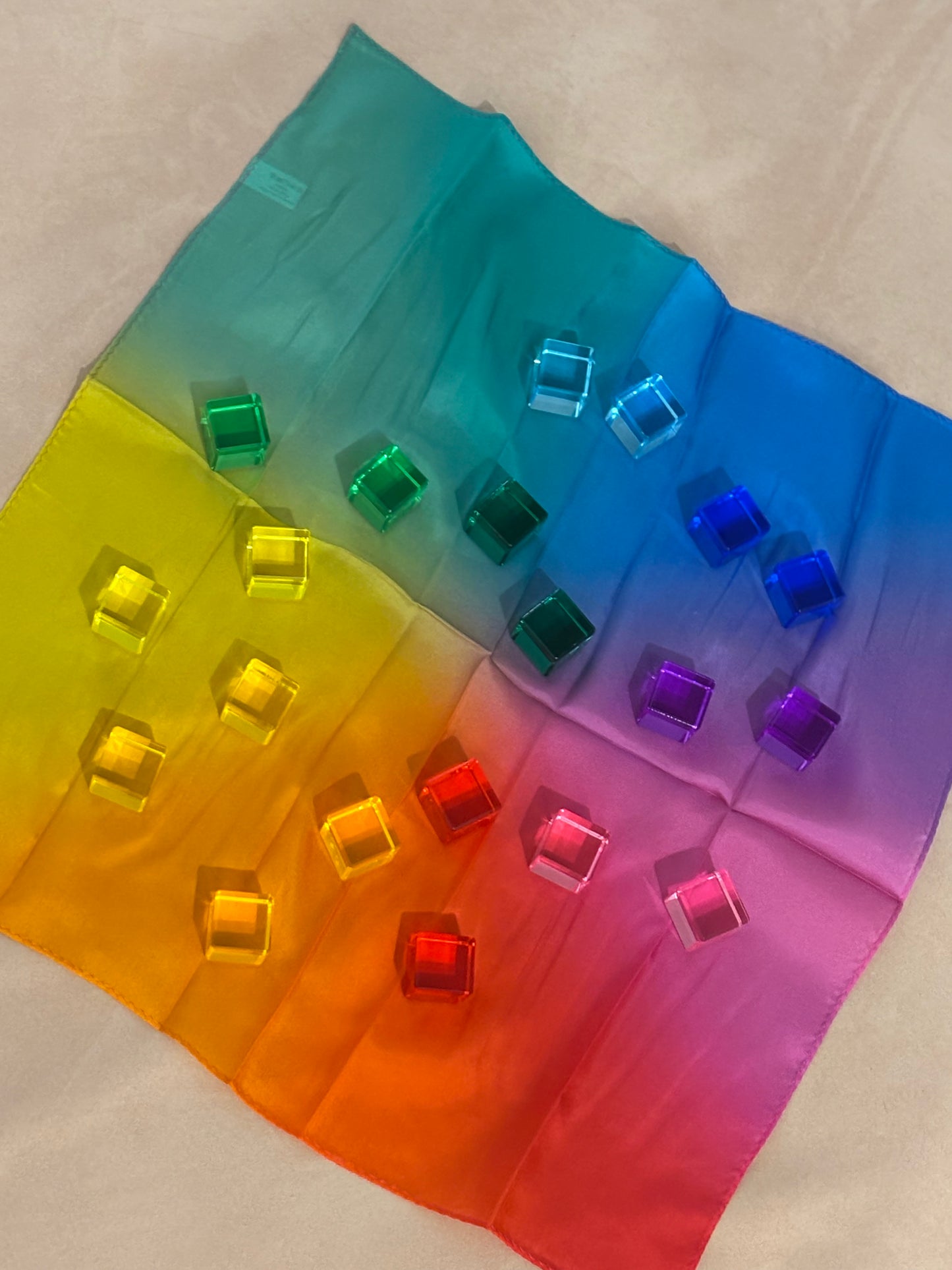 Lucite Rectangle Blocks 10 pcs + Play Silkies Mini Rainbow Set